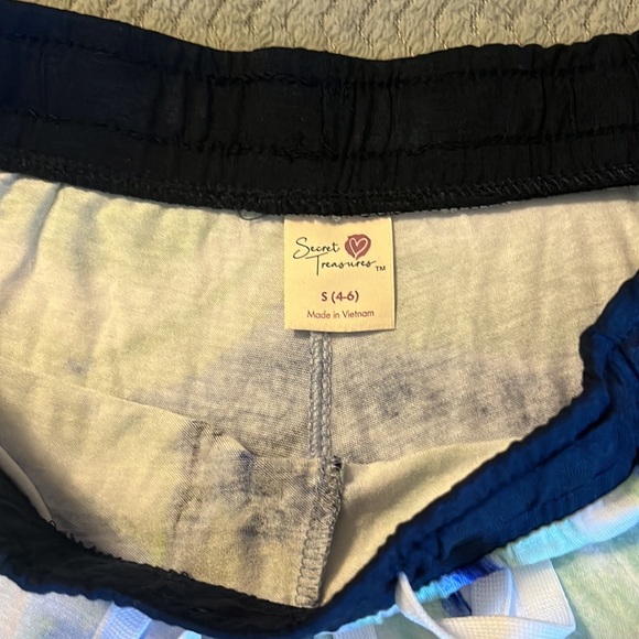 Secret Treasures 2-Piece Knit Sleep Shirt with Shorts Sleepwear set Size S (4-6) - Picture 11 of 12